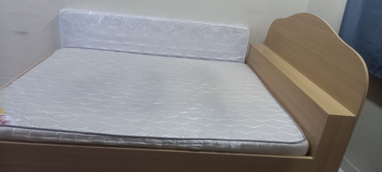 Jidhafs, Appliances, BHD 35,  Bed & Mattress (Queen Size)