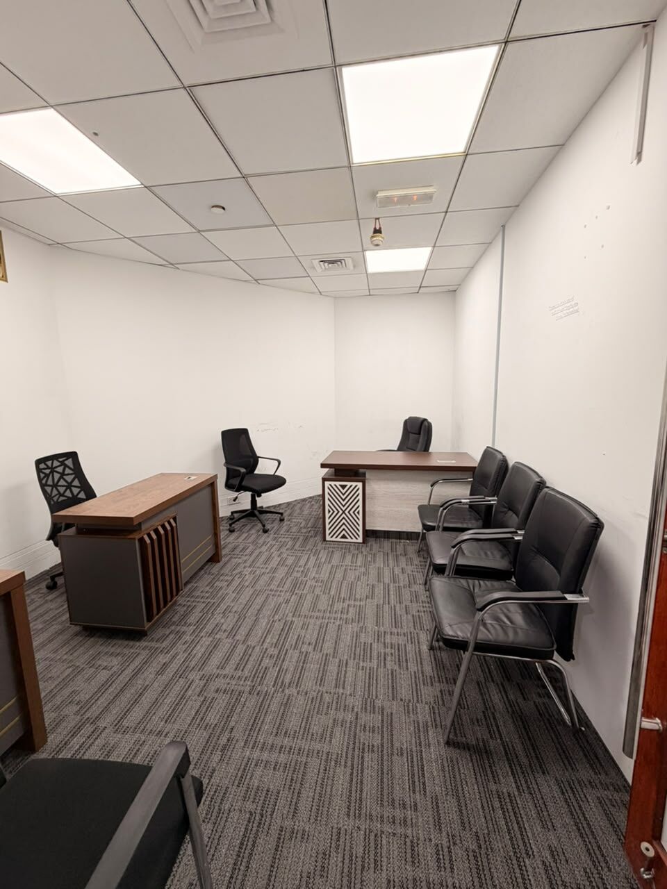 Deira, Offices, AED 30000,  200 Sq. Feet,  Fully Furnished Office For Rent &ndash; Deira, Dubai