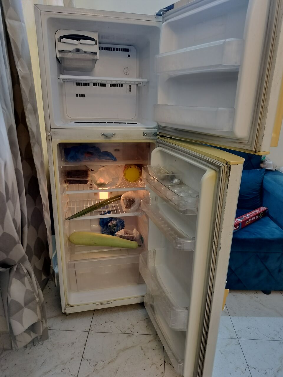 Gudaibiya, Appliances, BHD 25,  Samsung Refrigerator 207 Lts