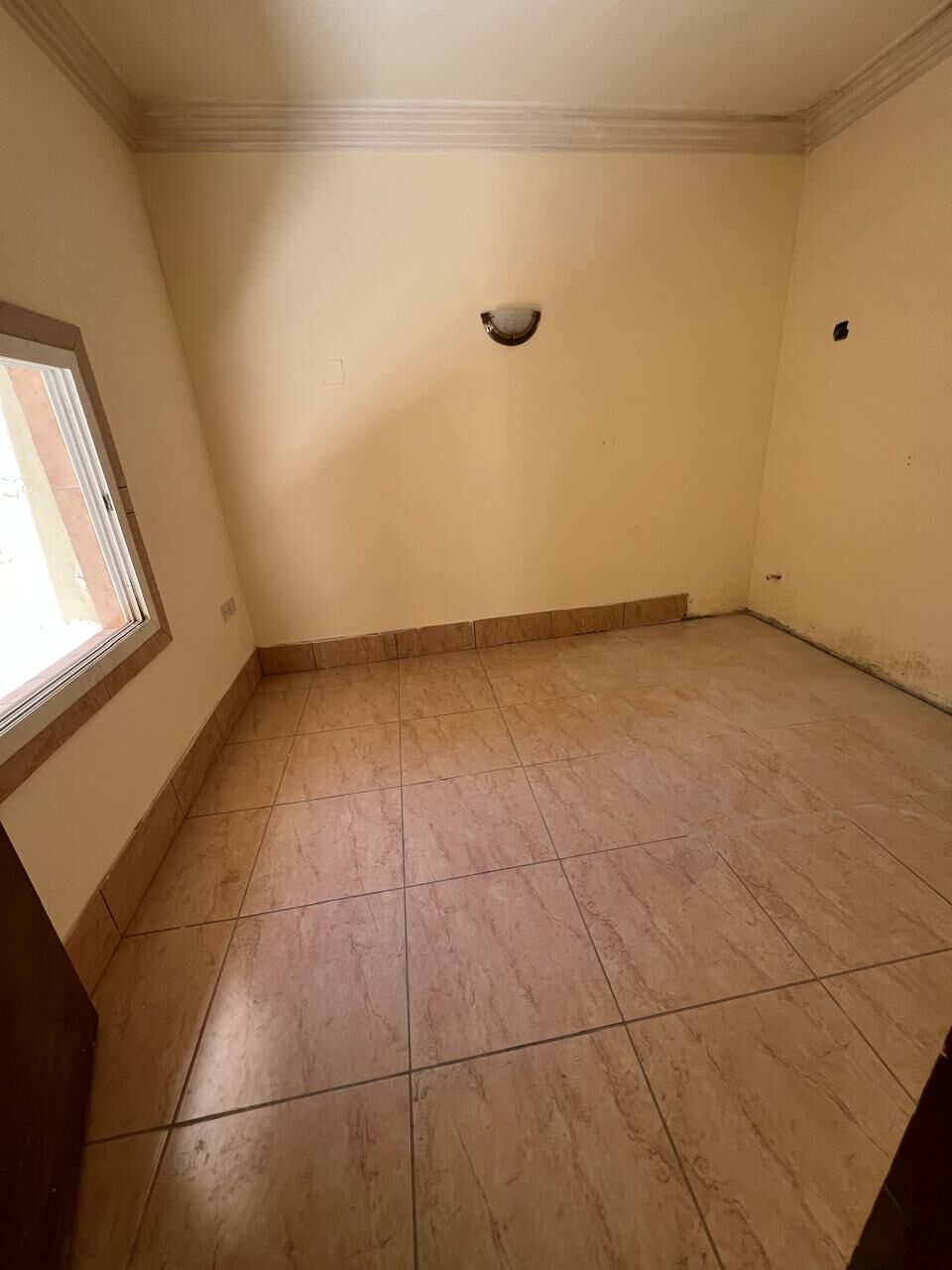 Riyadh, Apartments, Flats, Houses & Villas, SAR 13000/month,  1 Room, Kitchen And Toilet Flat Available In A Descent Villa. Malaz.