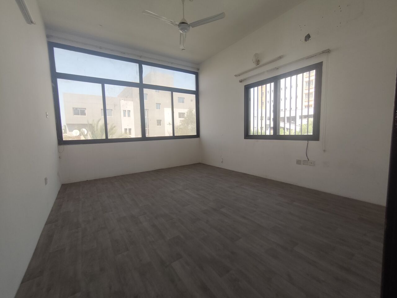Segaya, Apartments, Flats, Houses & Villas, BHD 250/year,  3 BR,  Gorgeous Semi Furnished 3 Bhk Flat At Segaya Walk Just For 250 Bhd