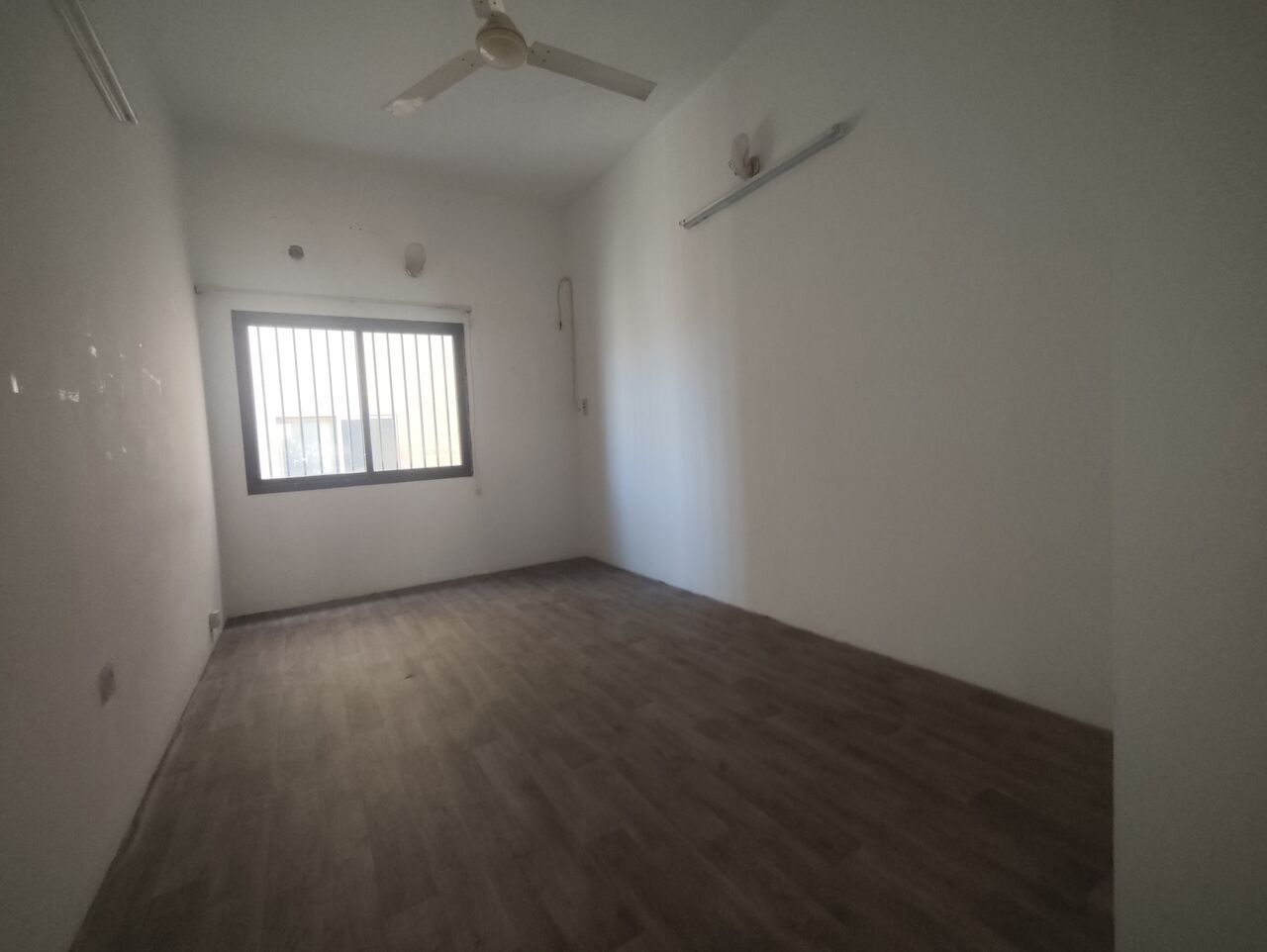 Segaya, Apartments, Flats, Houses & Villas, BHD 250/year,  3 BR,  Gorgeous Semi Furnished 3 Bhk Flat At Segaya Walk Just For 250 Bhd