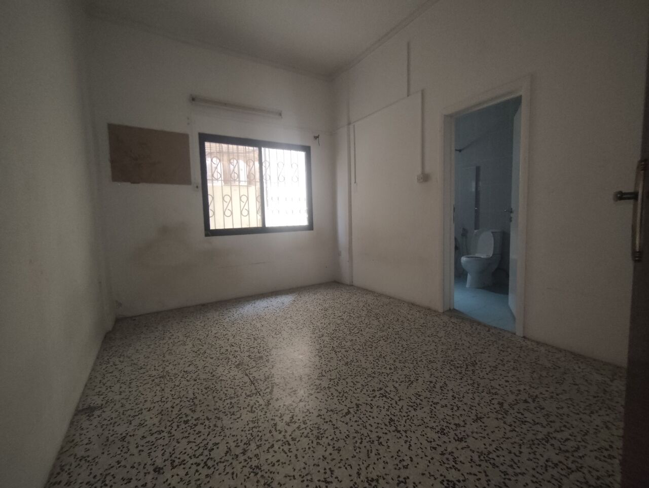 Segaya, Apartments, Flats, Houses & Villas, BHD 200/year,  2 BR,  Gorgeous Semi Furnished 2 Bhk Flat At Segaya Walk Just For 200 Bhd