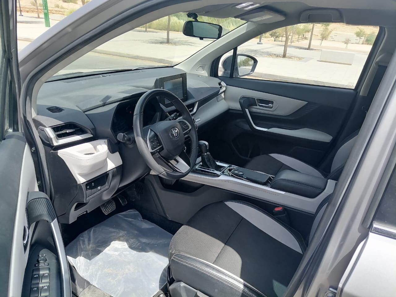 Riyadh, Vehicles, Cars & Trucks , SAR 60000,  Toyota Velos,  2024,  Automatic,  100 KM,  Riyadh Swidi
