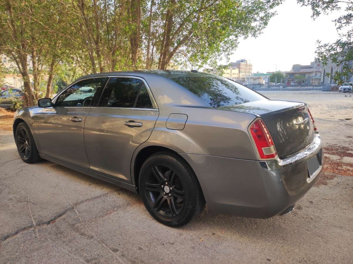 Dammam, Vehicles, Cars & Trucks , SAR 34000,  Chrysler 300,  2012,  Automatic,  200 KM,    V6