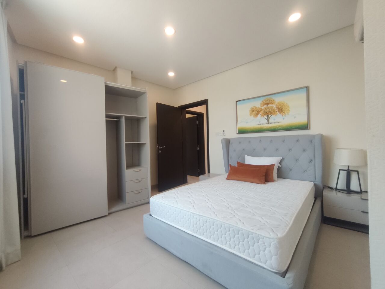 Adliya, Apartments, Flats, Houses & Villas, BHD 400/year,  2 BR,  Gorgeous Fully Furnished 2 Bhk Flat At Adliya Just For 400 Bhd