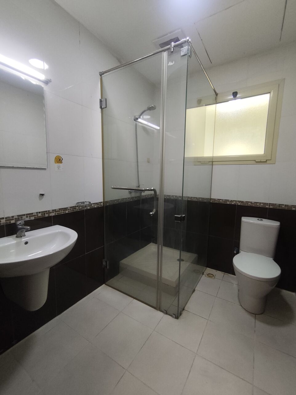 Adliya, Apartments, Flats, Houses & Villas, BHD 400/year,  2 BR,  Gorgeous Fully Furnished 2 Bhk Flat At Adliya Just For 400 Bhd