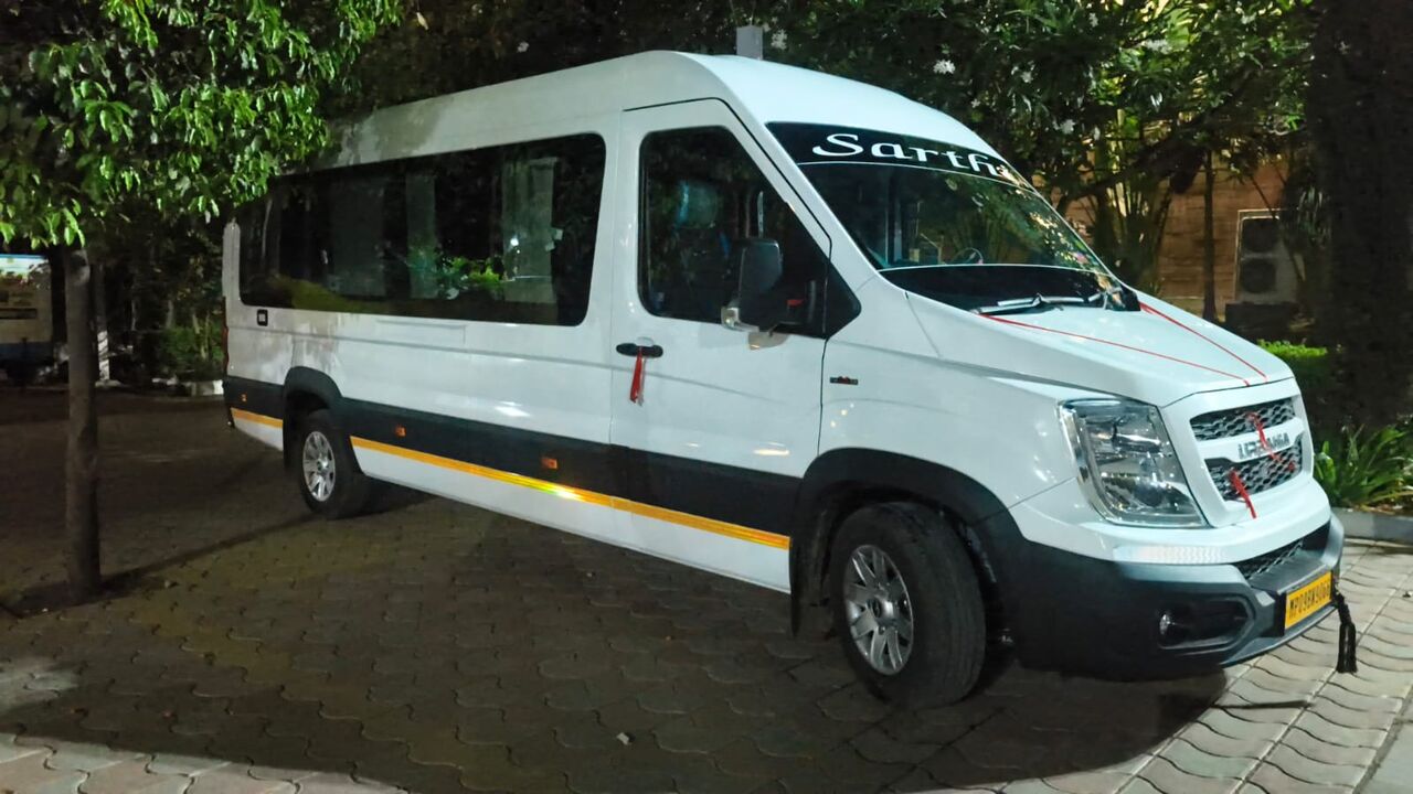 Indore, Pick Up & Drop Off, Book Indore To Ujjain Taxi Service &ndash; One Way & Round Trip Cabs