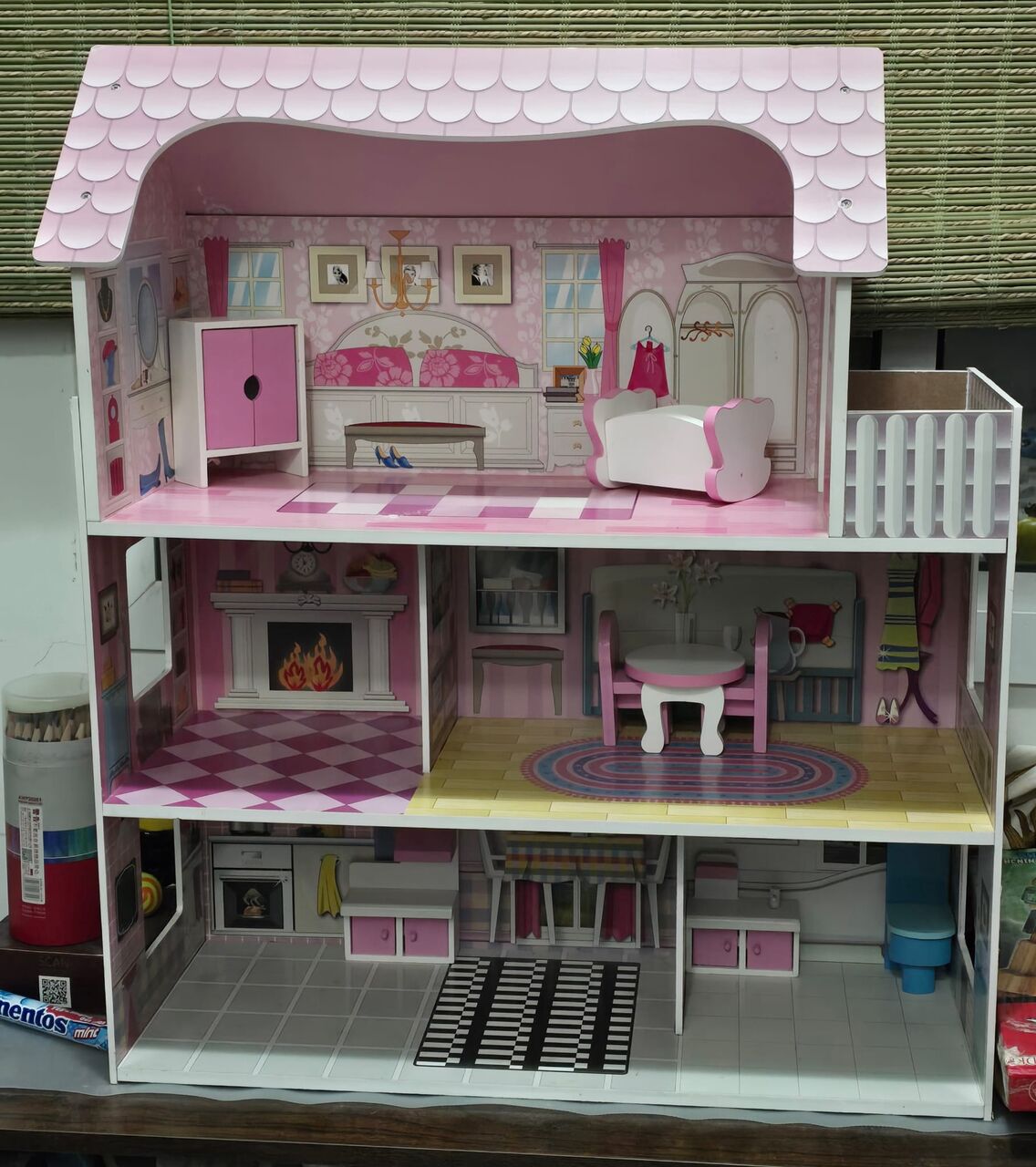 Tubli, Toys & Games, BHD 27,  Doll House Wooden Very Well Maintained