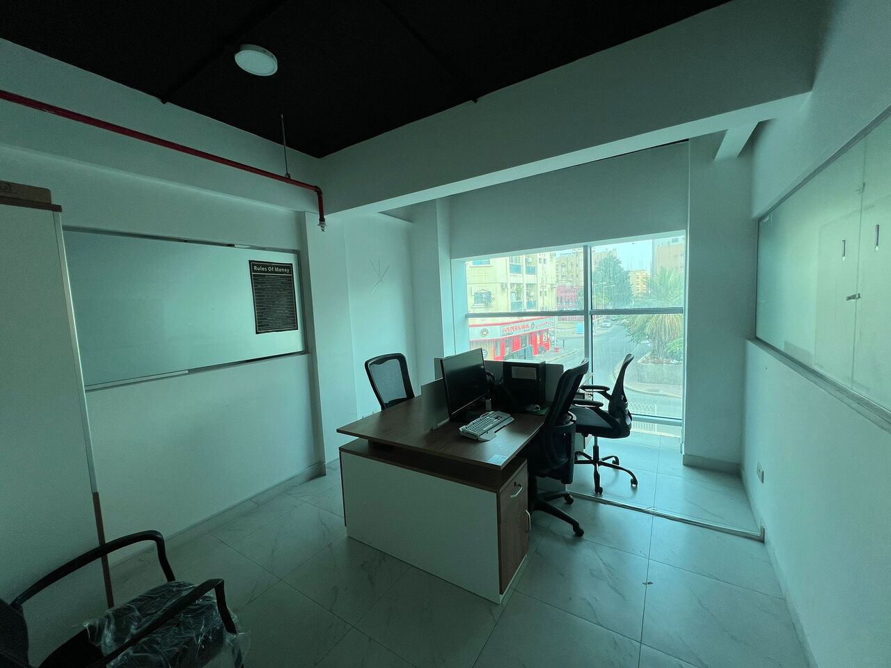 Adliya, Offices, BHD 230,  45 Sq. Meter,  Modern Office Space For Rent In Adliya | Large Balcony