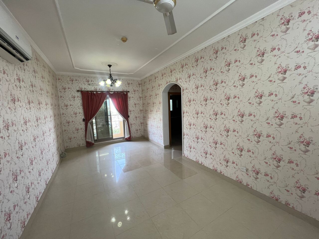 Manama, Apartments, Flats, Houses & Villas, BHD 300/month,  2 BR,  Semi-Furnished  Apartment For Rent In Gufool |