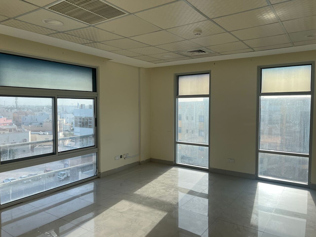 Al Seef, Offices, BHD 600,  110 Sq. Meter,  Bright & Modern Office For Rent In The Heart Of Seef