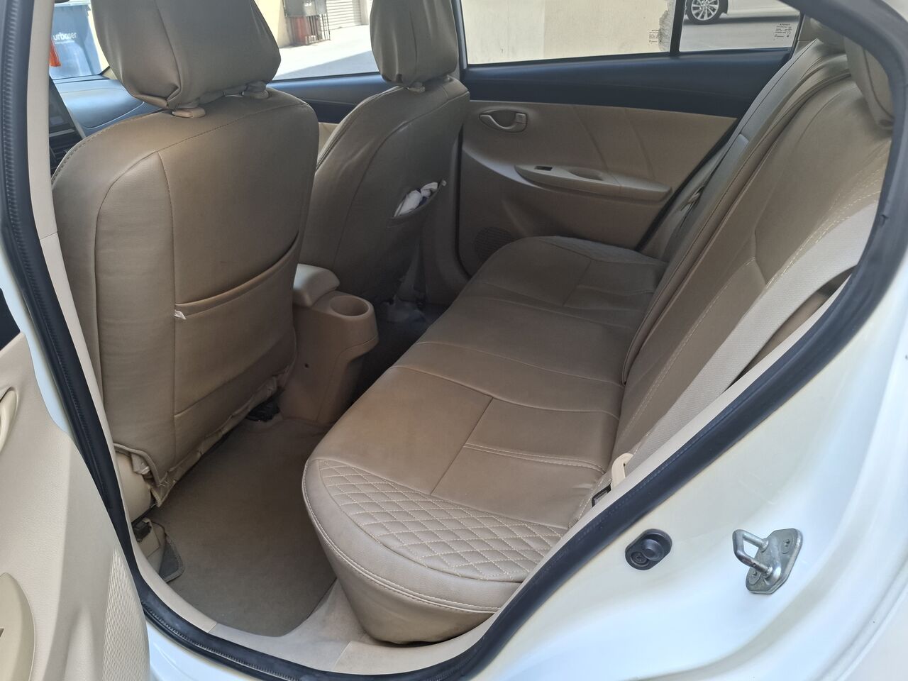 East Riffa, Vehicles, Cars & Trucks , BHD 2300,  Toyota Yaris,  2015,  Automatic,  161000 KM,    Model For Sale