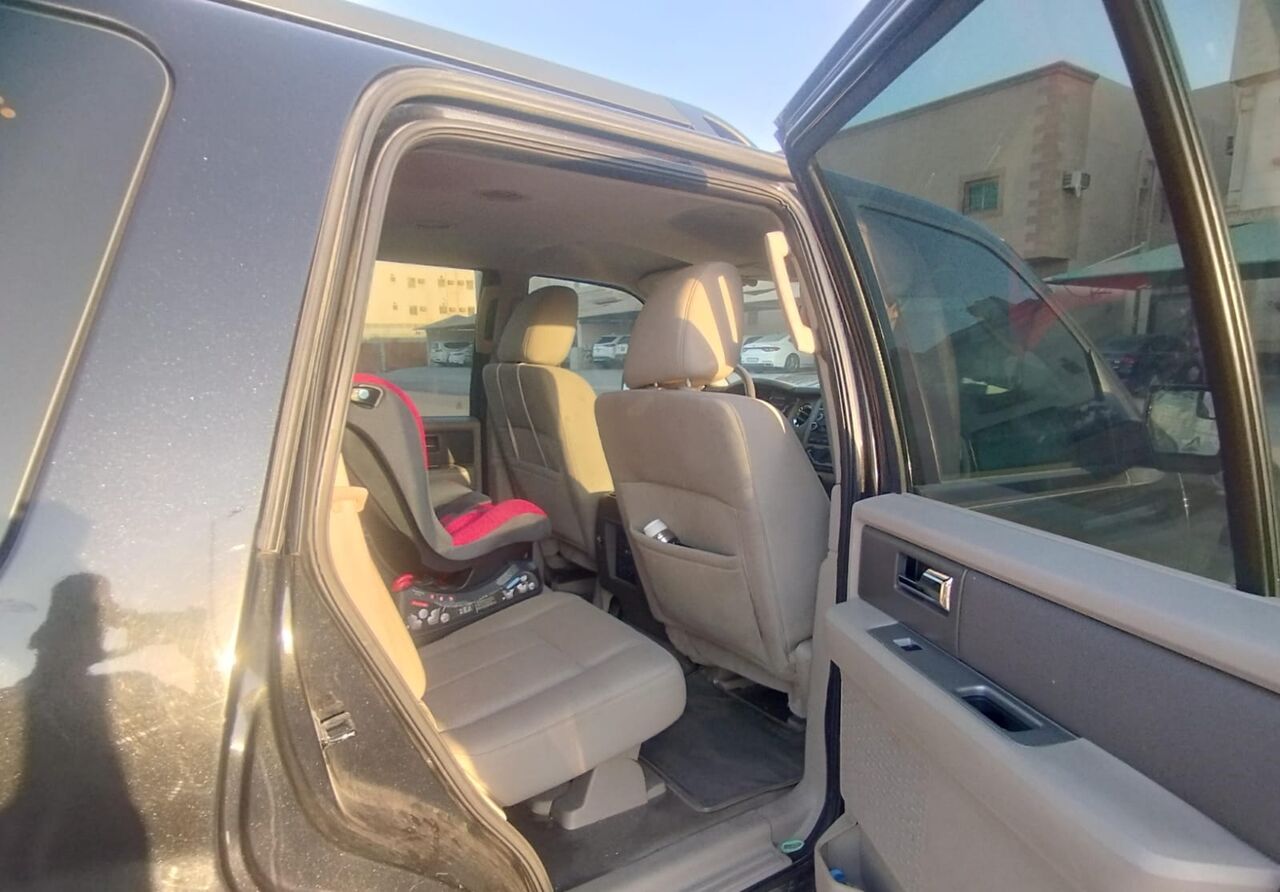 Jubail, Vehicles, Cars & Trucks , SAR 42000,  Ford Expedition,  2013,  Automatic,  242000 KM,    Standard (Accident Free Car)