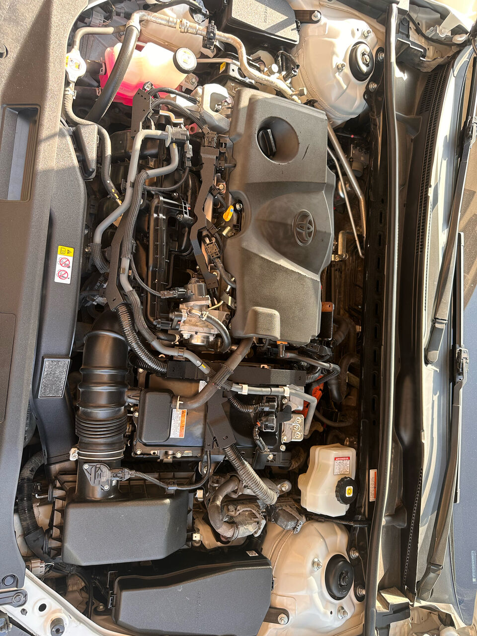 Jubail, Vehicles, Cars & Trucks , SAR 95000,  Toyota Camry Hybrid,  2023,  Automatic,  76000 KM,  Camry GleX
