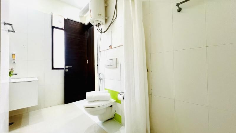 Gurugram, Apartments, Flats, Houses & Villas, INR 4000/day,  Furnished,  1 BR,  550 Sq. Meter,  One Bedroom Apartment