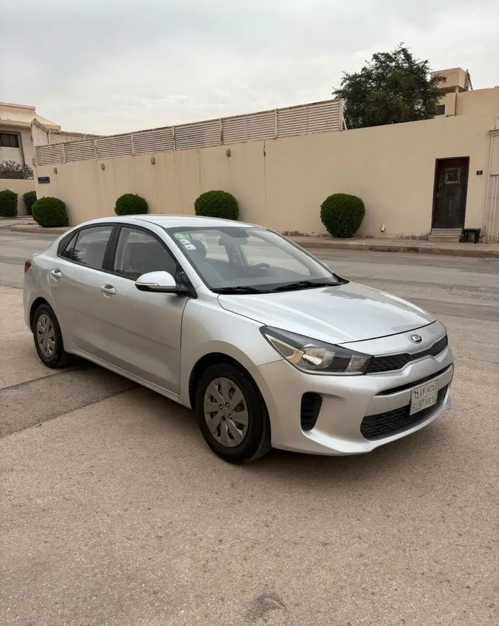 Riyadh, Vehicles, Cars & Trucks , SAR 27750,  Kia Rio,  2019,  Automatic,  190000 KM,    Silver Good Condition