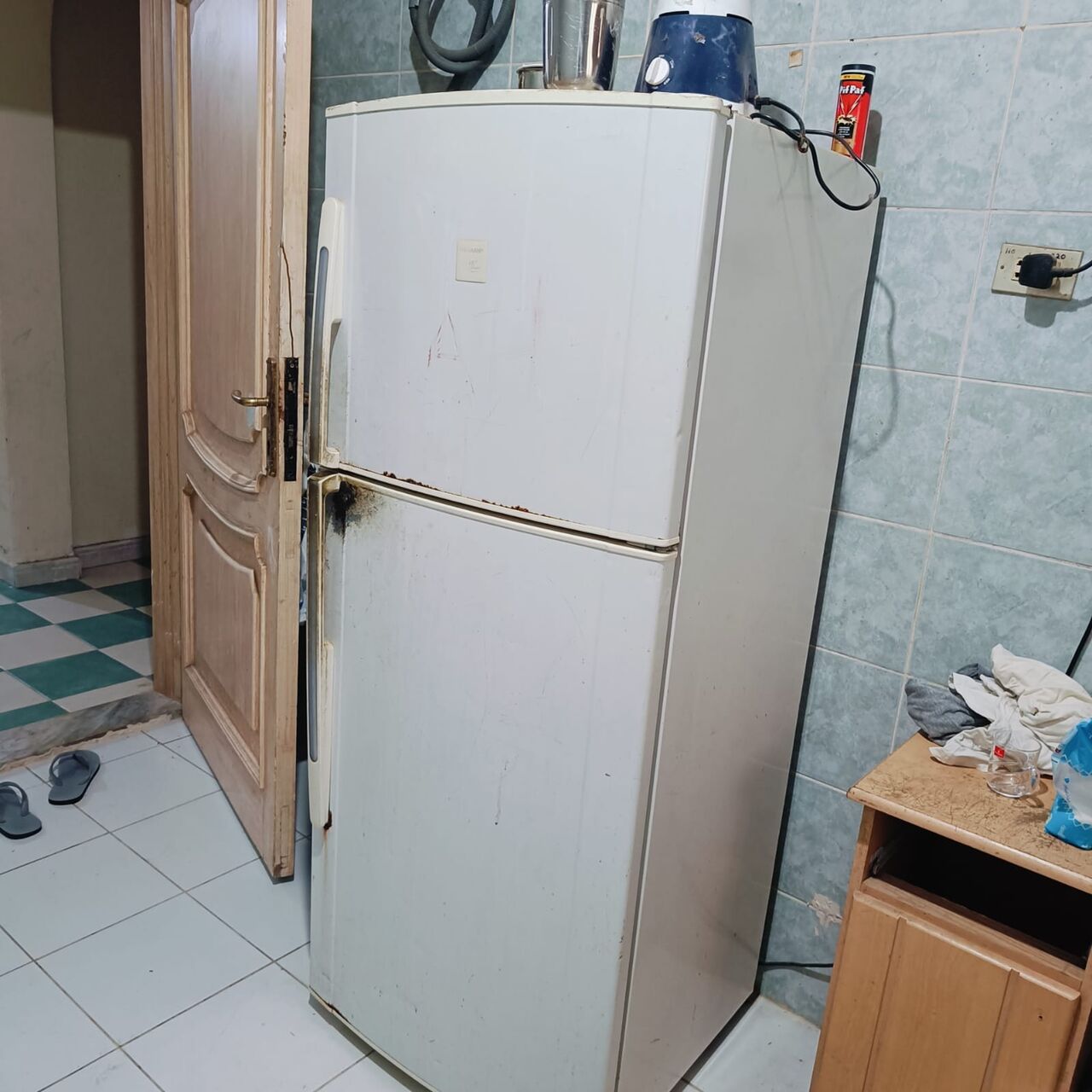 Jeddah, Household Items, SAR 200,  Gas Cylinder And Refrigerator