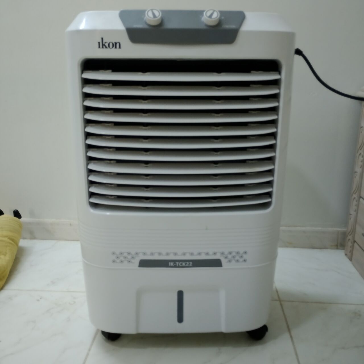 Al Mounsiyah, Household Items, SAR 1100,  Window AC &ndash; 1.5 Ton | Large Bookshelf | Bed With Mattress | Room Air Cooler