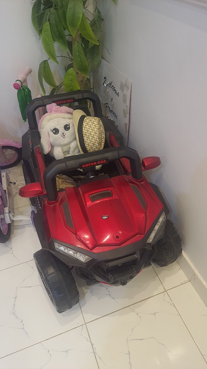 Al Iskan, Furniture, SAR 500,  Beds And Kids Car: Adults Bed And Baby Bed Available For Sale