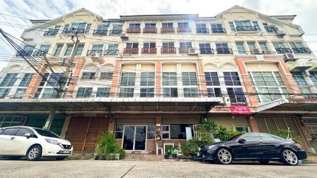 Bangkok, Real Estate For Sale, THB 7200000,  6 BR,  33 Sq. Feet,  Commercial Building 4.5 Floors, 2 Booths, Passed Through, Casa Eureka - Phetkasem 63/4