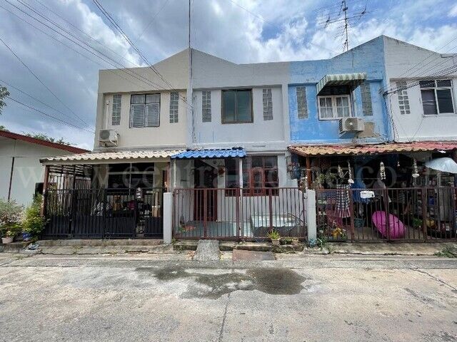 Bangkok, Real Estate For Sale, THB 900000,  1 BR,  10 Sq. Feet,  Townhouse, Charoen Chai Village 4, House Ready To Move In, Good Location, Convenient