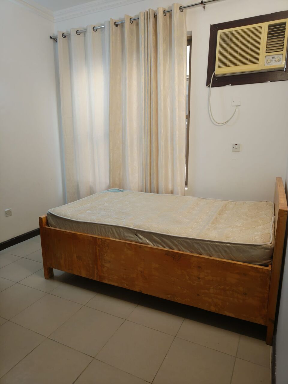 Hoora, Apartments, Flats, Houses & Villas, BHD 170/month,  1 BR,  1 Bhk With 30 Bhd Ewa Limit - 170 Bhd Per Month