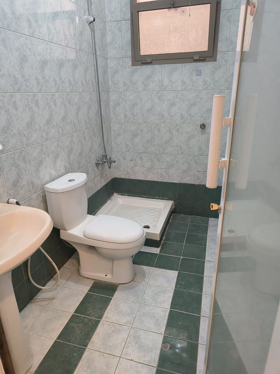 Hoora, Apartments, Flats, Houses & Villas, BHD 170/month,  1 BR,  1 Bhk With 30 Bhd Ewa Limit - 170 Bhd Per Month