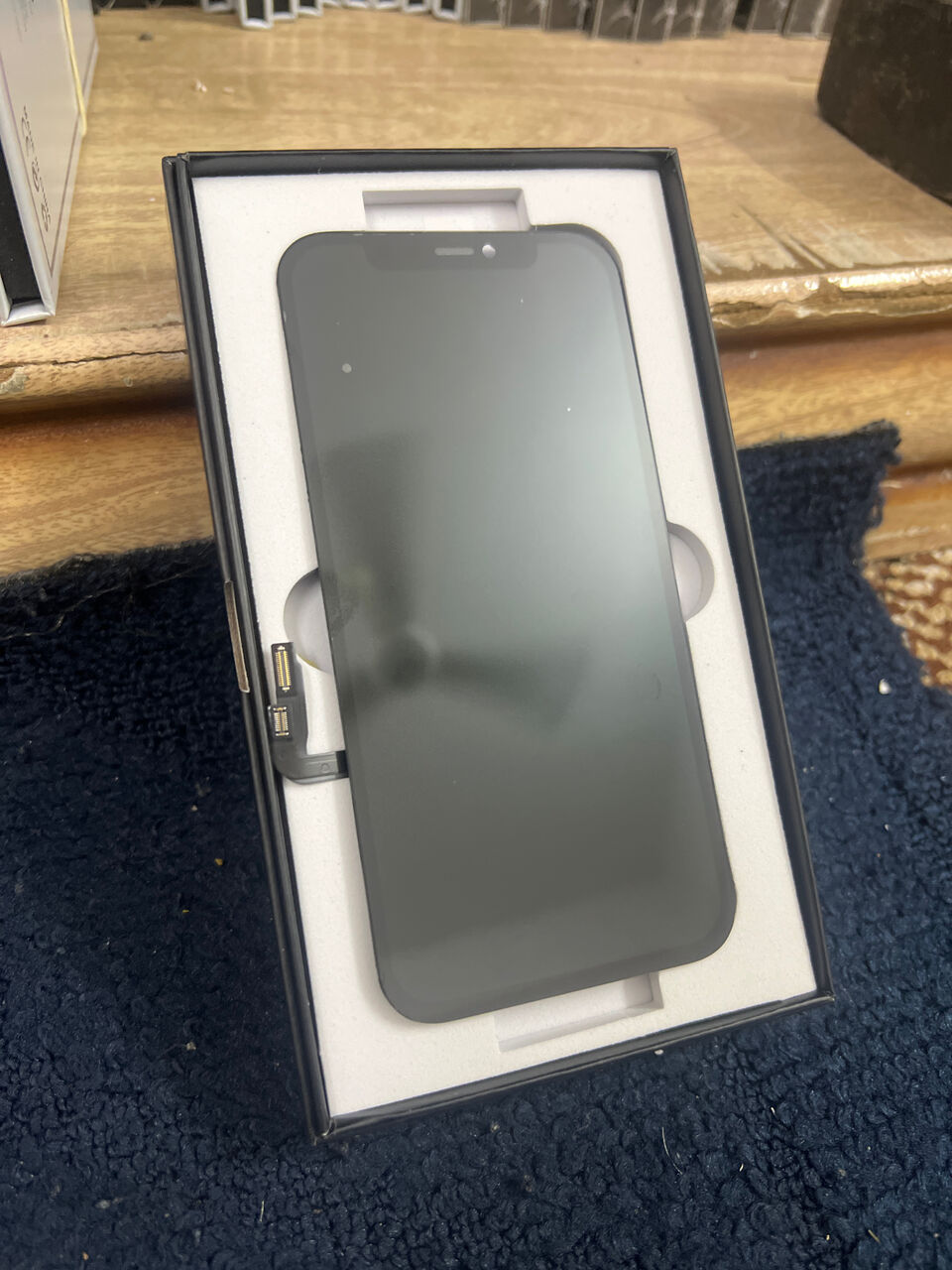 Riyadh, Mobile Phones, SAR 165,  Iphone 12 OLED