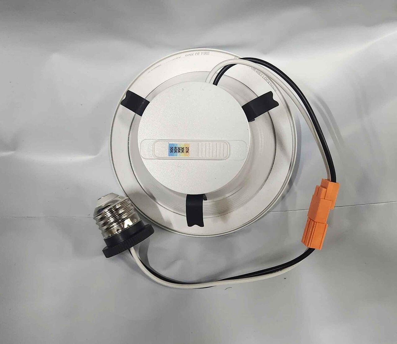 New York, Free Items, USD 56,  Versatile 4 Inch Recessed Lights | Philips Lightolier