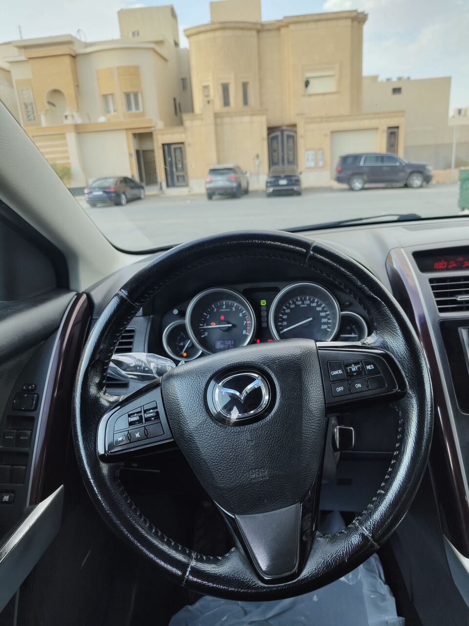 Al Sulaimaniah Al Sharqiyah, Vehicles, Cars & Trucks , SAR 40000,  Mazda CX-09,  2015,  Automatic,  309000 KM,  Mazda CX9