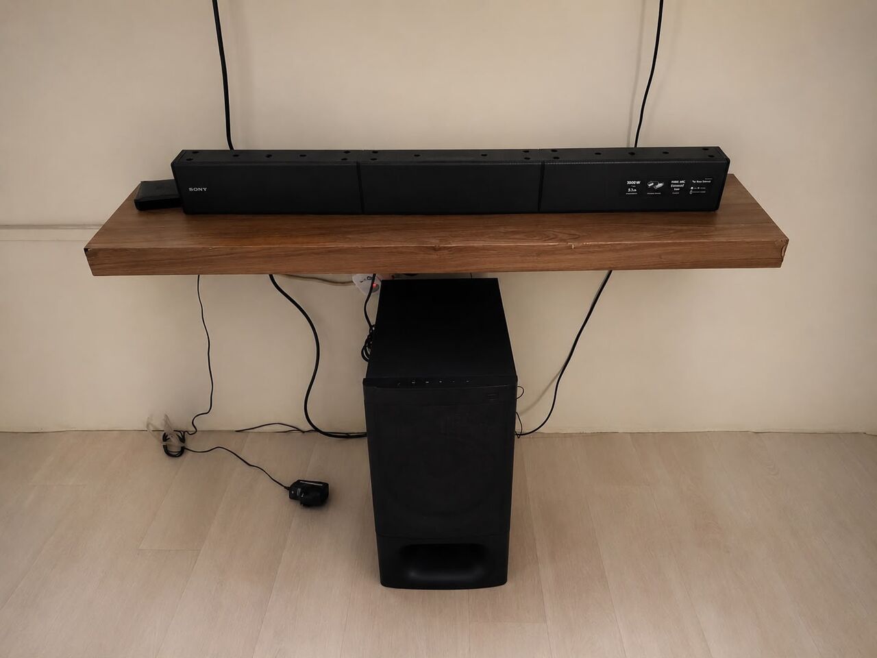 Al Safa, Electronics, SAR 1000,  High-Quality Sony Sound System/Speakers