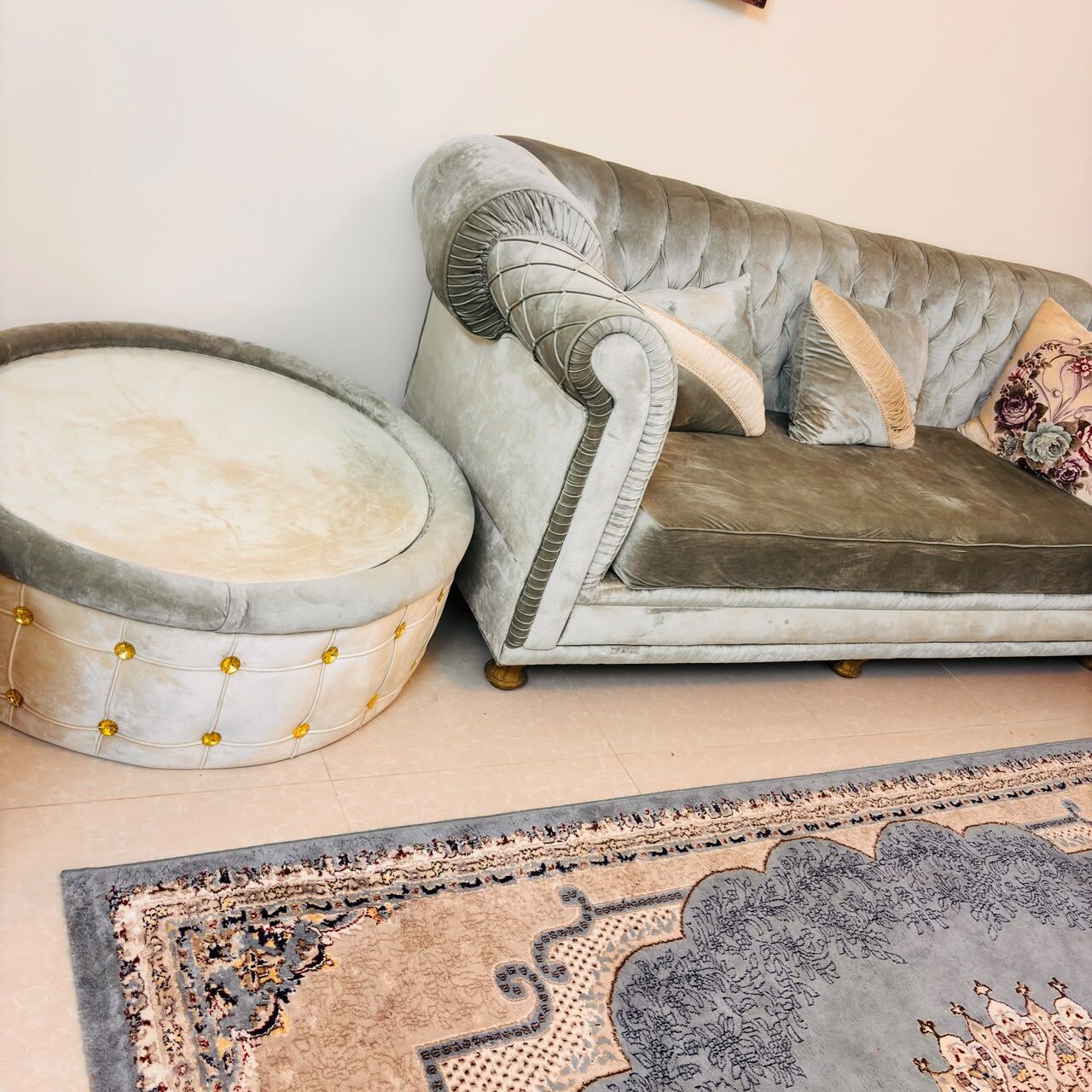 Jeddah, Furniture, SAR 3000,  9 Seater Sofa With Chairs & Dining Table