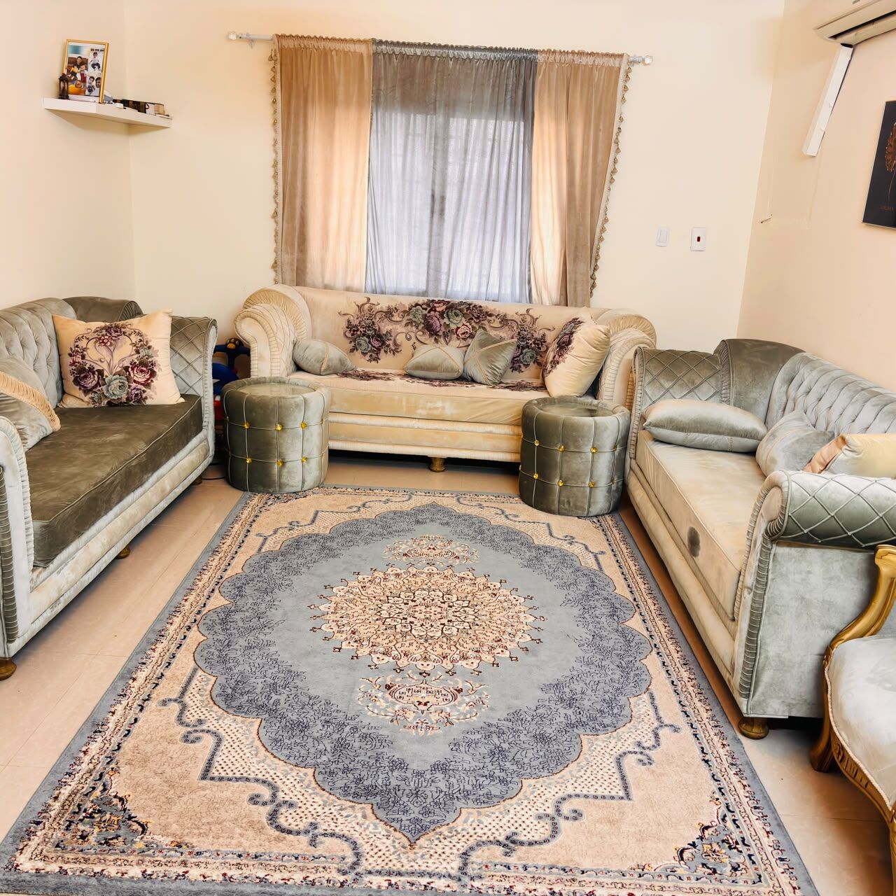 Jeddah, Furniture, SAR 3000,  9 Seater Sofa With Chairs & Dining Table