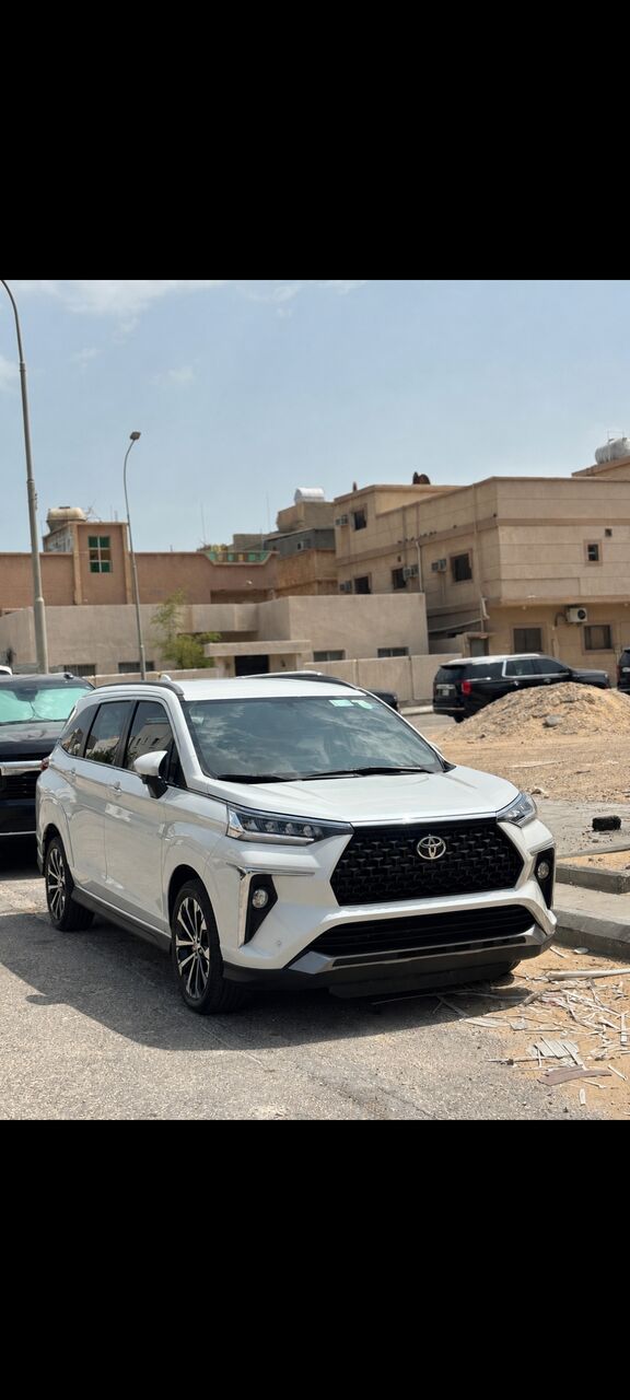 Khobar, Equipment Rental, Car Available For Company Mobilization