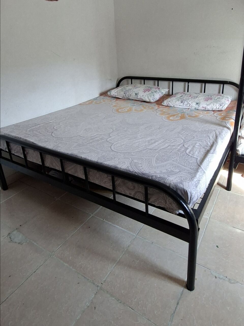 Riyadh, Household Items, SAR 123,  Sofa, Bed Set, Shoe Rack