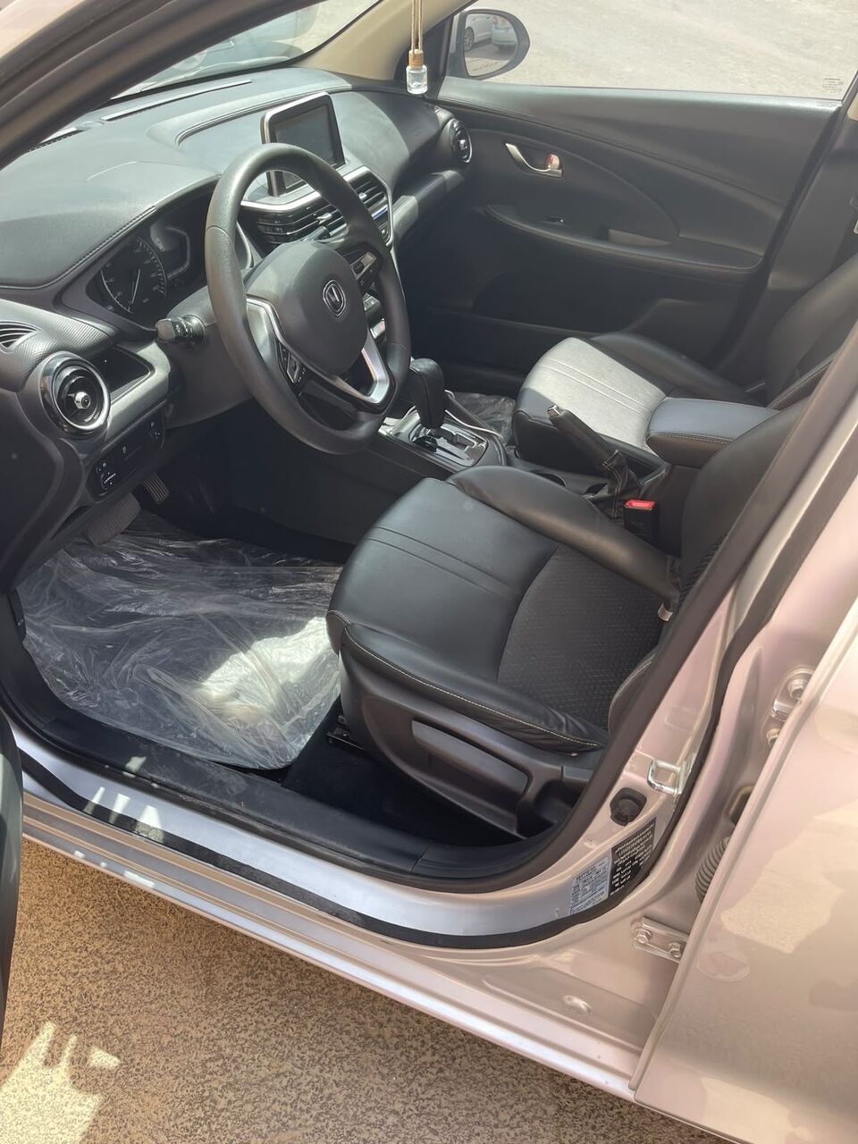 Al Malaz, Vehicles, Cars & Trucks , SAR 22000,  Changan Alsvin,  2023,  Automatic,  101000 KM,    Very Good Condition For Sale