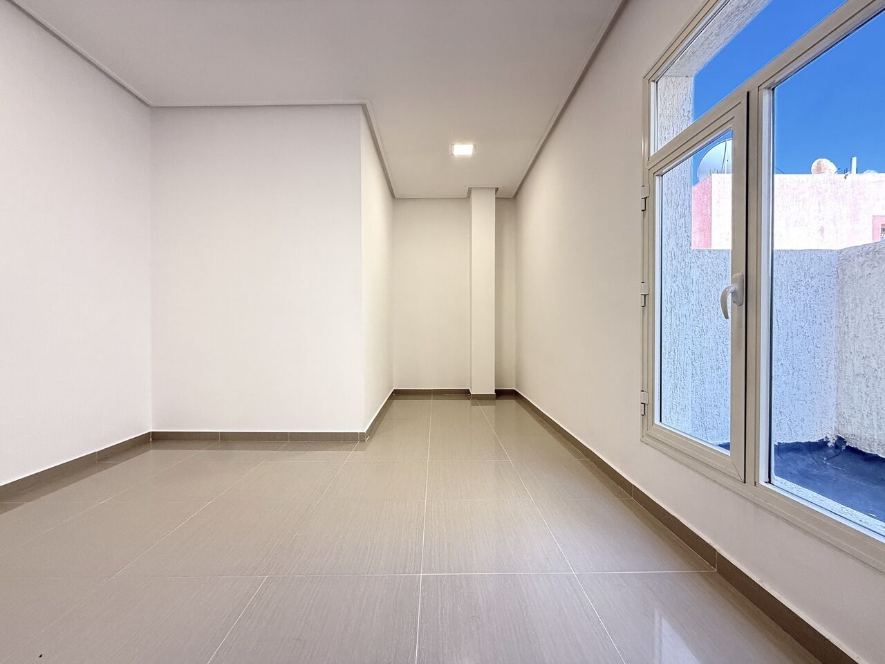 Salwa, Apartments, Flats, Houses & Villas, KWD 550/month,  Salwa - Nice 3 Bedrooms Apartment With Balcony