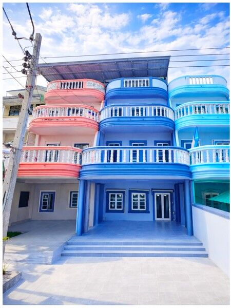 Bangkok, Villas, THB 9499,  24 Sq. Feet,  Bangkok 4 Bedrooms, Near 8 International Hospital, Ekachai 88-98, 4 Bathrooms, Location