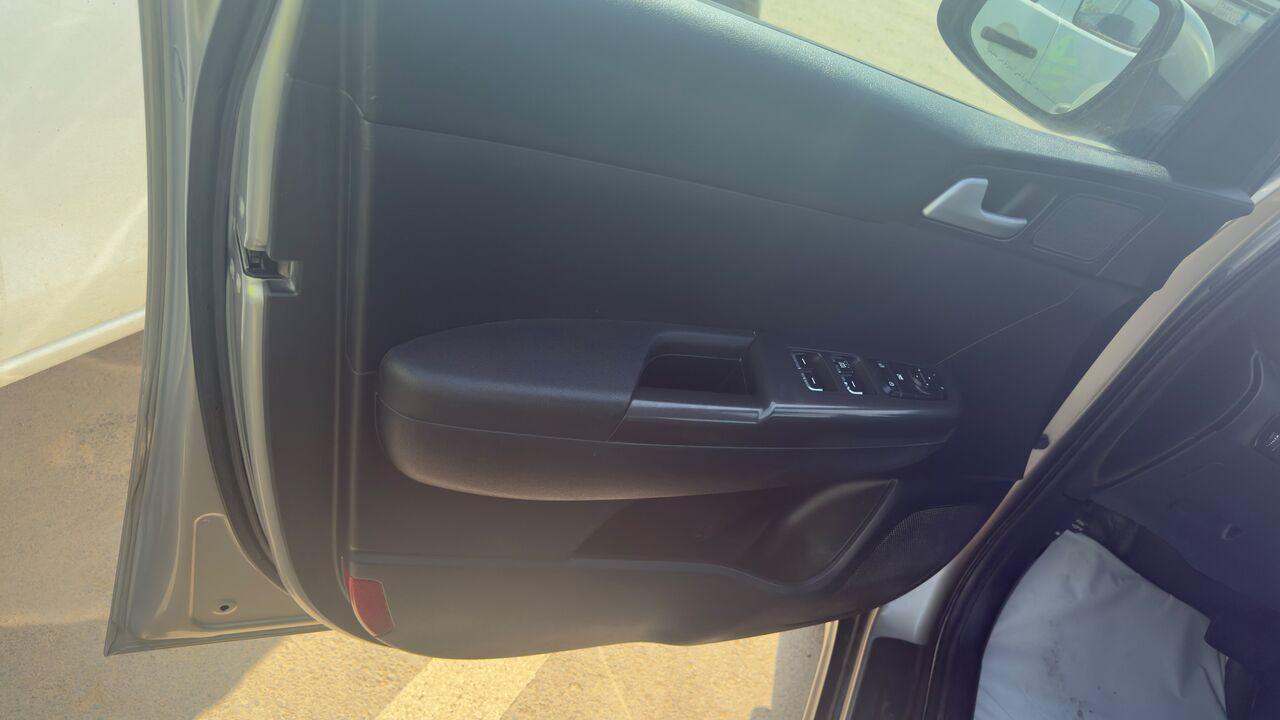 Jeddah, Vehicles, Cars & Trucks , SAR 38000,  Kia Sportage 2018,  2018,  Automatic,  297000 KM,  كيا سبوتاج