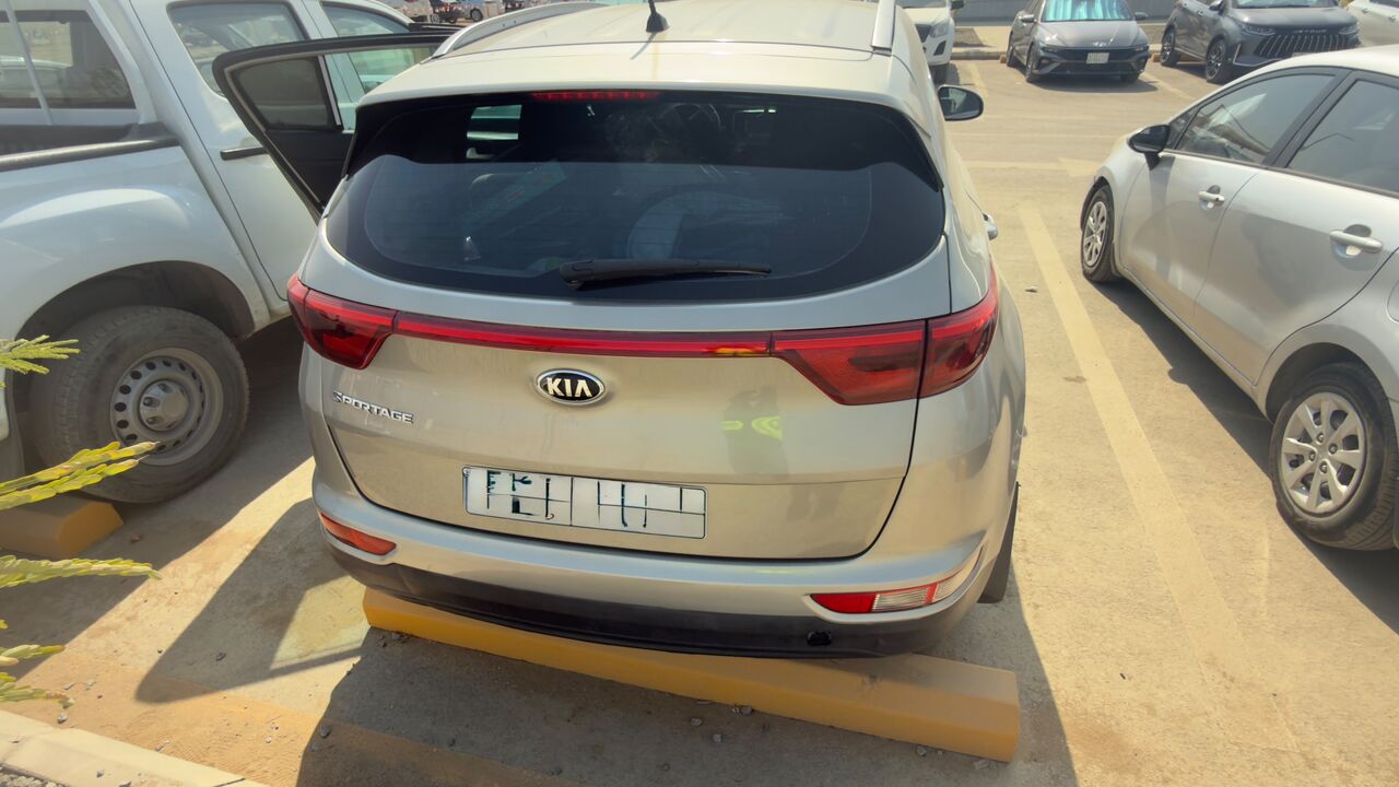 Jeddah, Vehicles, Cars & Trucks , SAR 38000,  Kia Sportage 2018,  2018,  Automatic,  297000 KM,  كيا سبوتاج