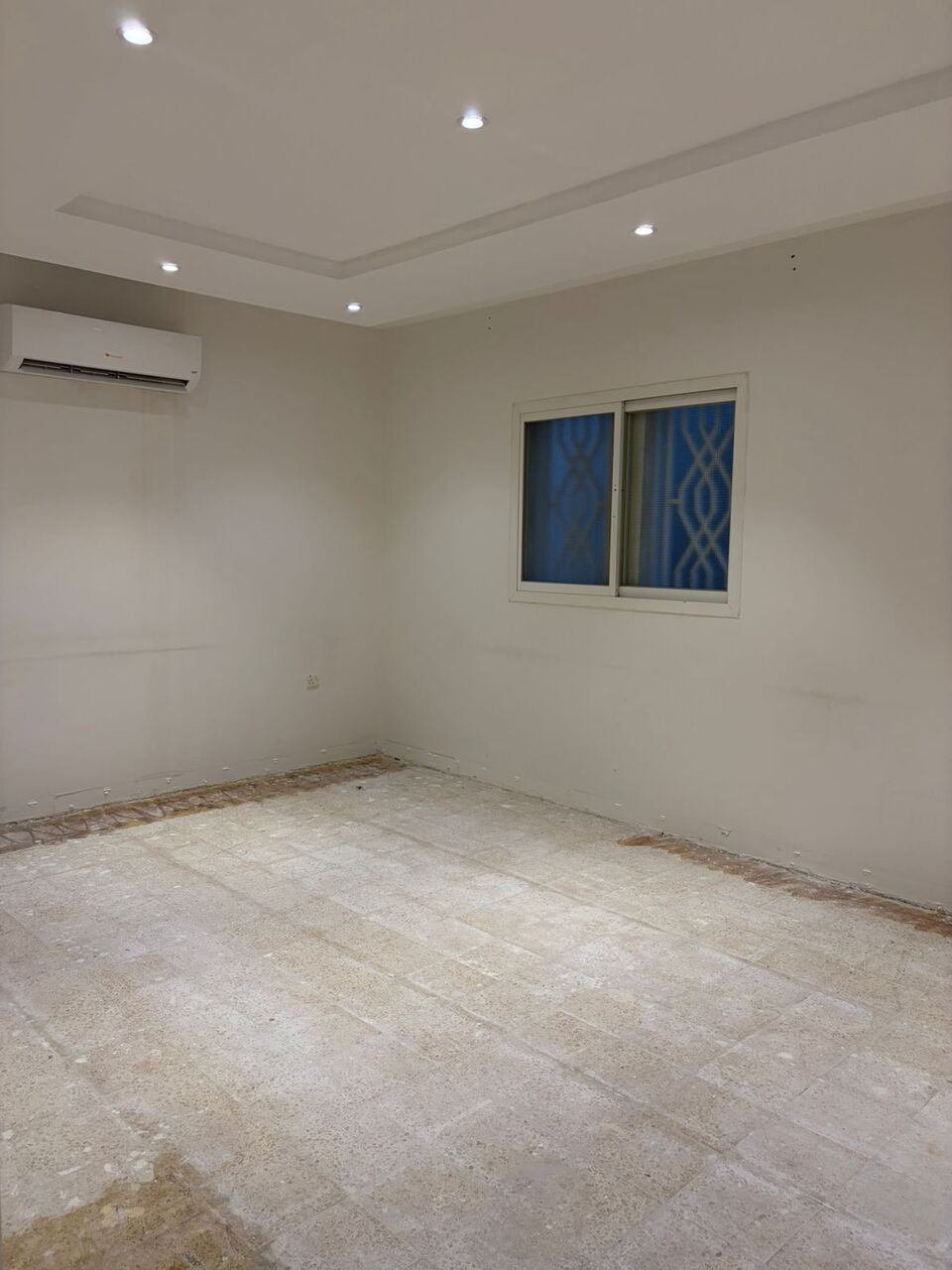 Al Rawdah, Apartments, Flats, Houses & Villas, SAR 52000/year,  4 BR,  Large Family Aparetment Ground Floor With 4 Beadrooms 2bath Kitchen Open Loan