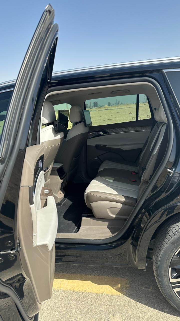 Riyadh, Vehicle Lease Transfer, SAR 2245,  Black MG Rx9 Year 2025 For Urgent Lease Transfer (SNB)