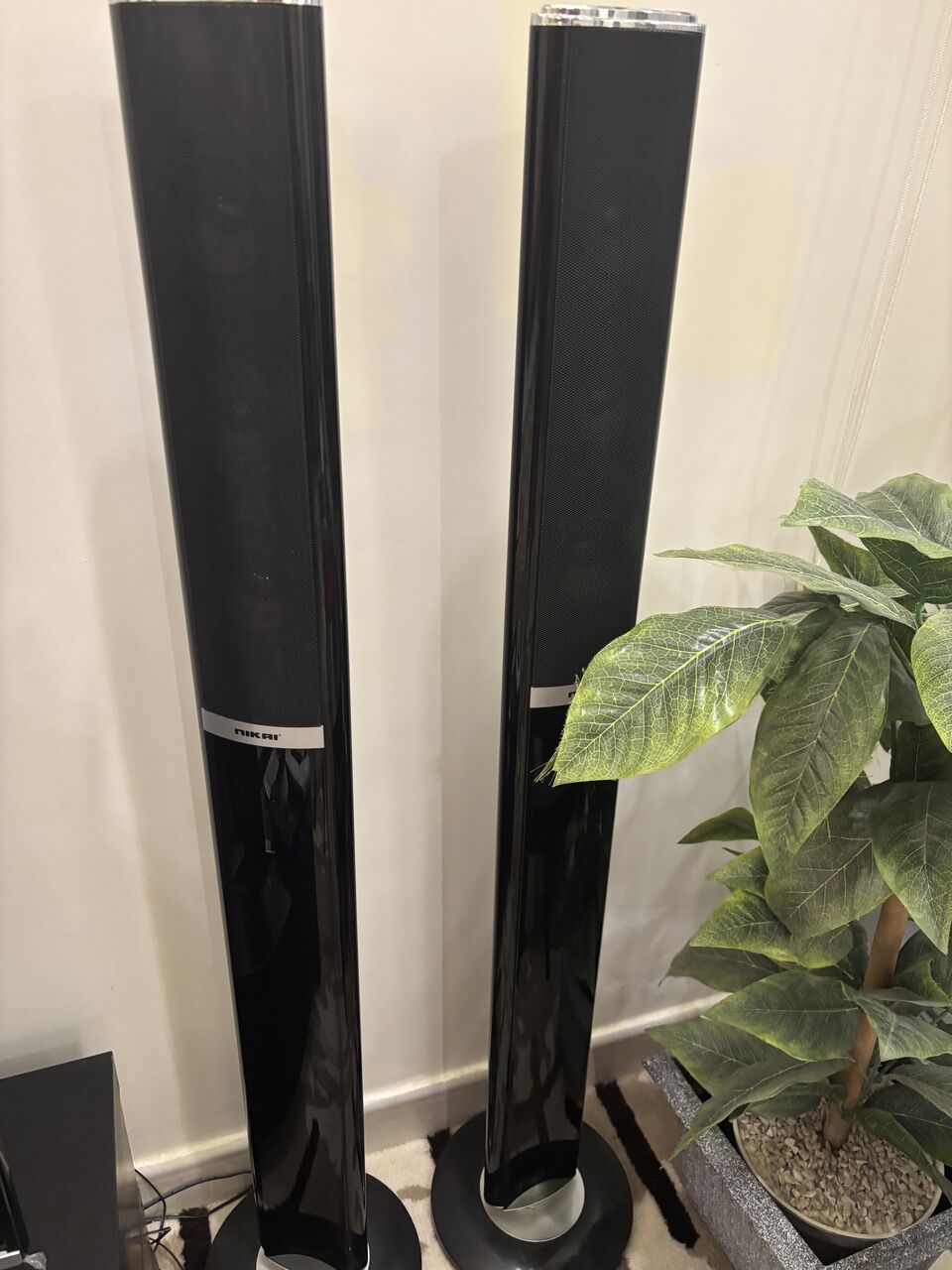 Jeddah, Electronics, SAR 100,  Nikai Speaker Set