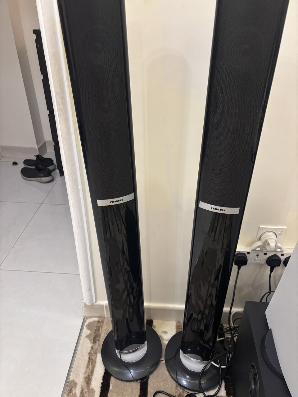 Jeddah, Electronics, SAR 100,  Nikai Speaker Set