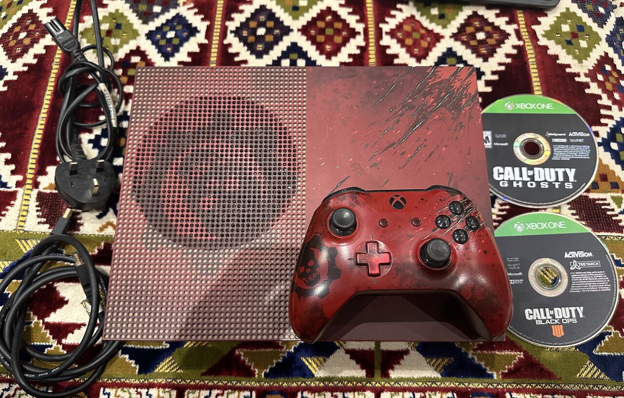 Riyadh, Video Games, SAR 800,  XBOX ONE S Gears Of War Limited Edition