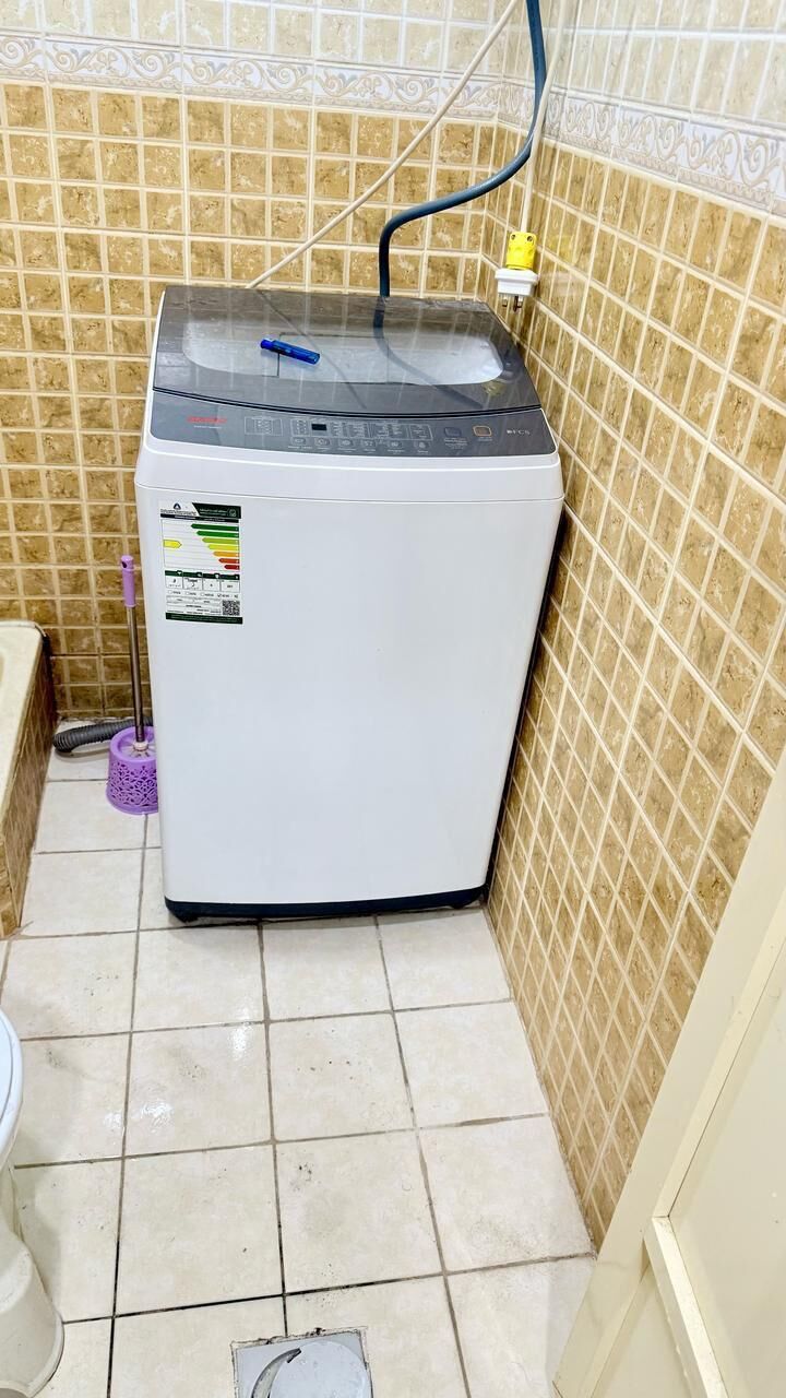 Al Dana, Sublets, SAR 1300/month,  1300 Per Month. Single Large Room With Small Kitchen And Toilet