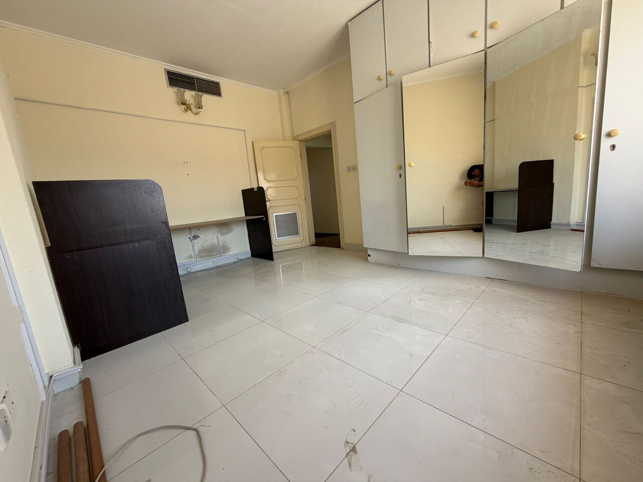 Hoora, Offices, BHD 300,  Office Flat For Rent In Hoora | Near French Embassy | Big Terrace Area
