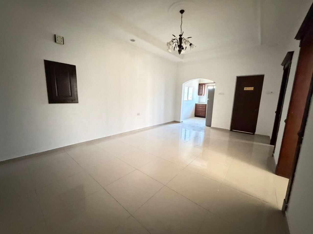 Mahooz, Offices, BHD 300,  Office Flat For Rent In Mahooz | Near Tropicana | Prime Business Location