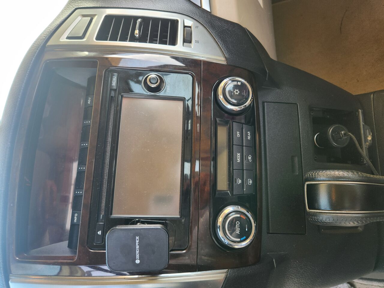 Yanbu, Vehicles, Cars & Trucks , SAR 56000,  Mitsubishi Pajero,  2017,  Automatic,  106000 KM,  Pajero  Low Milage Good Rabigh